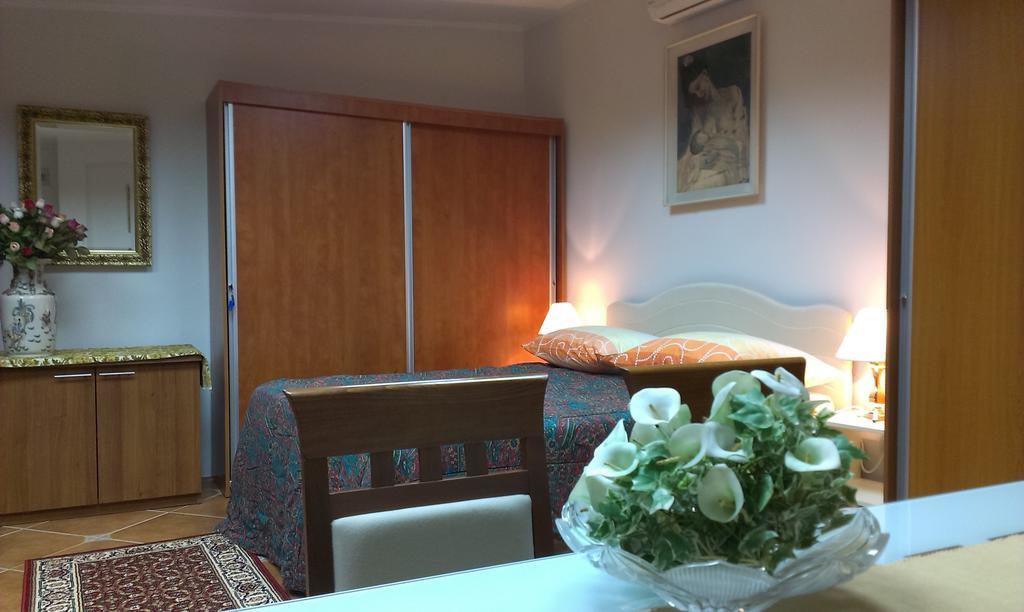Apartment City Garden Kotor Rum bild